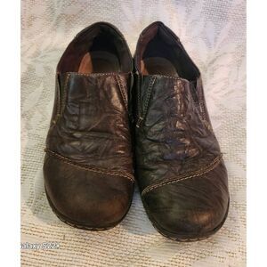 Clarks leather slip on shoes